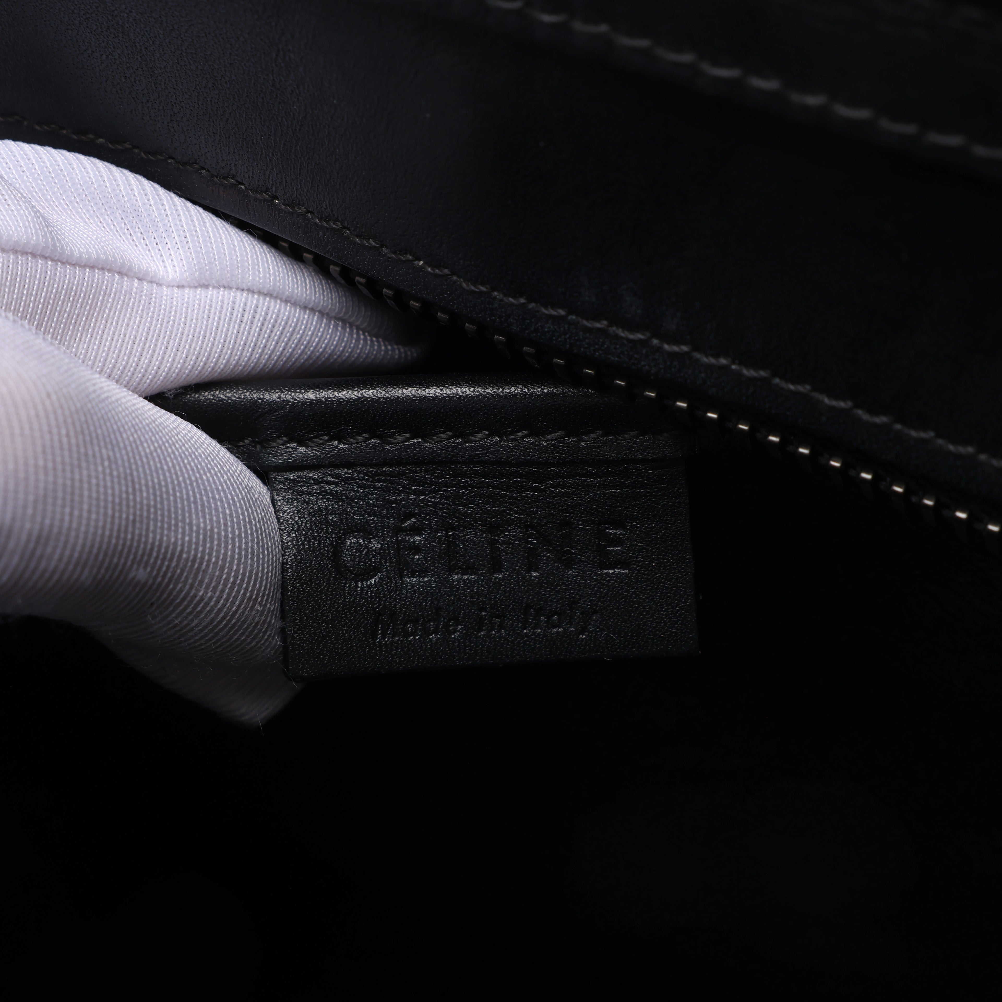 Bolso de mano Celine Luggage Micro Leather x Suede en negro y blanco