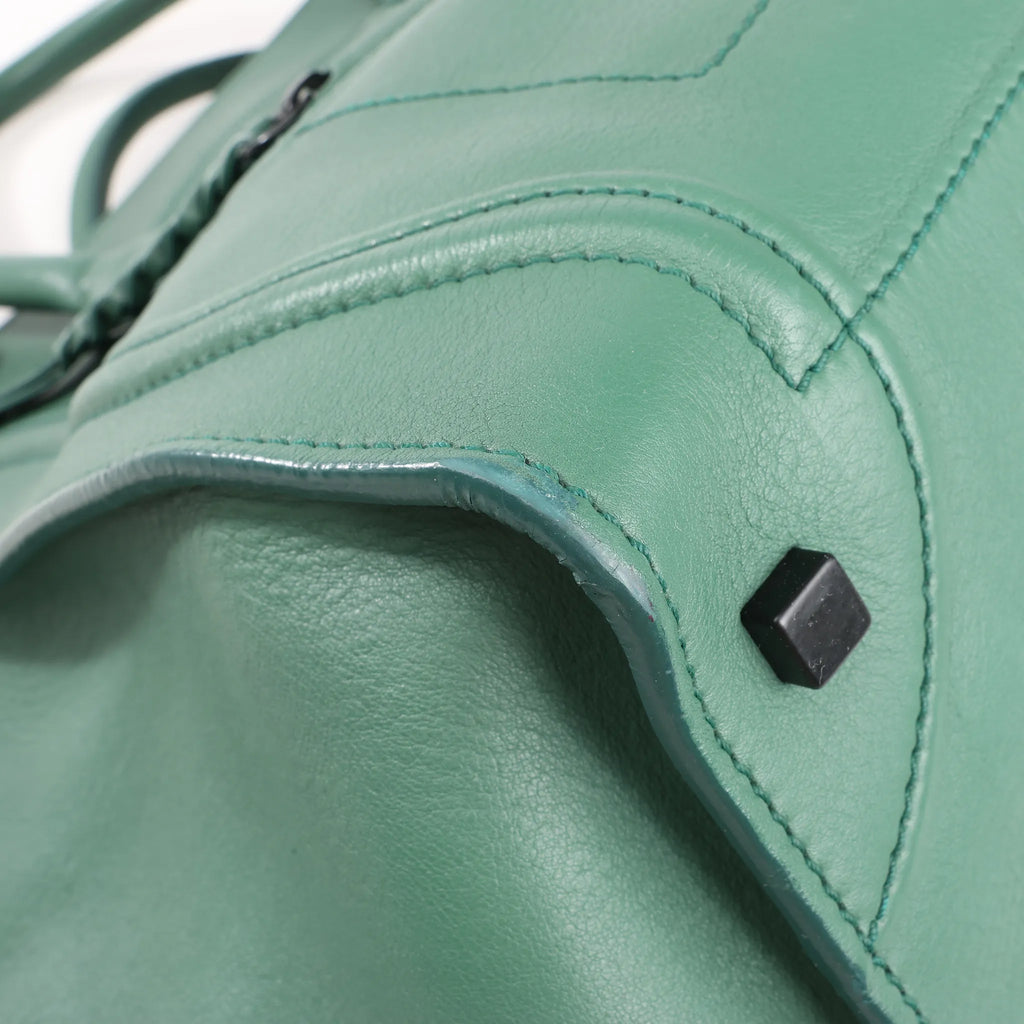 CELINE Luggage Phantom Small Leather Handbag in Green