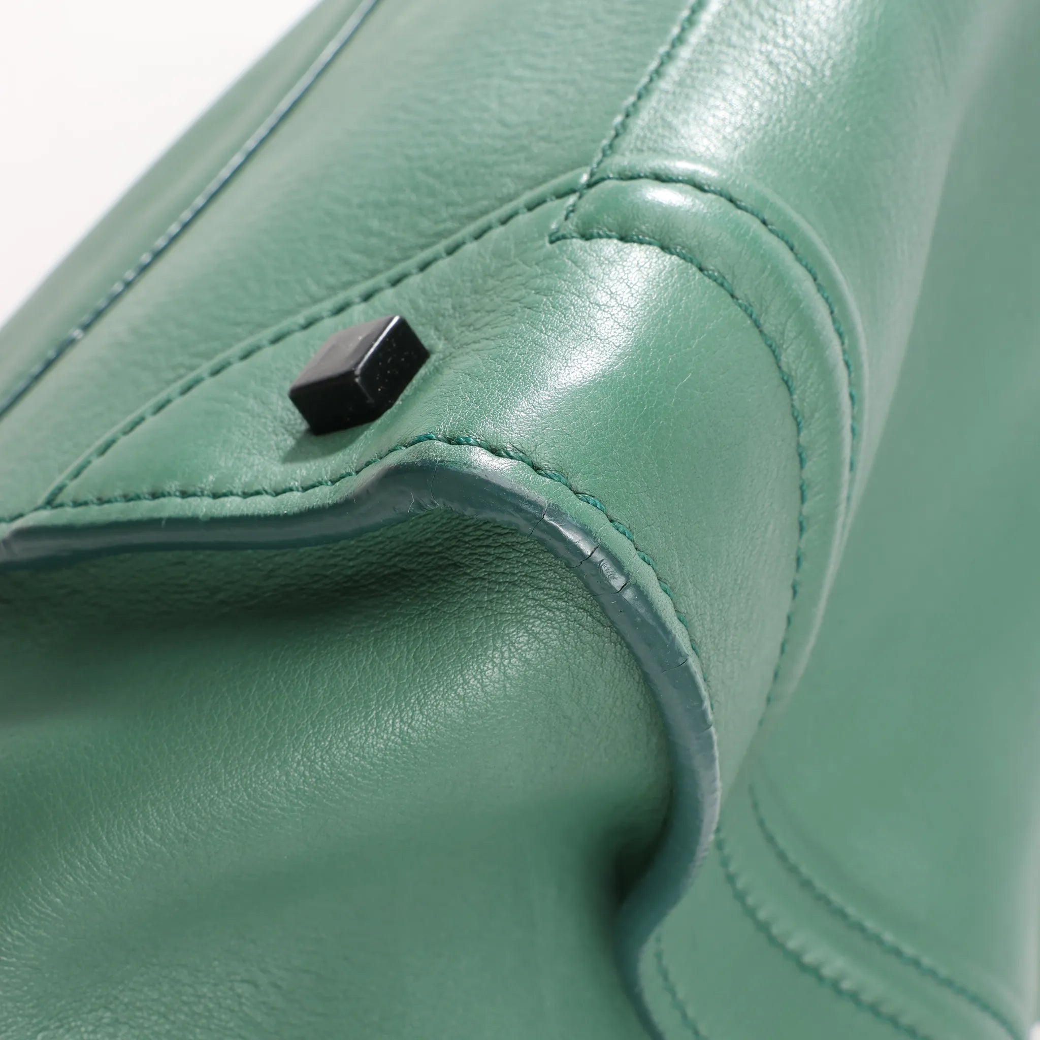 CELINE Luggage Phantom Small Leather Handbag in Green