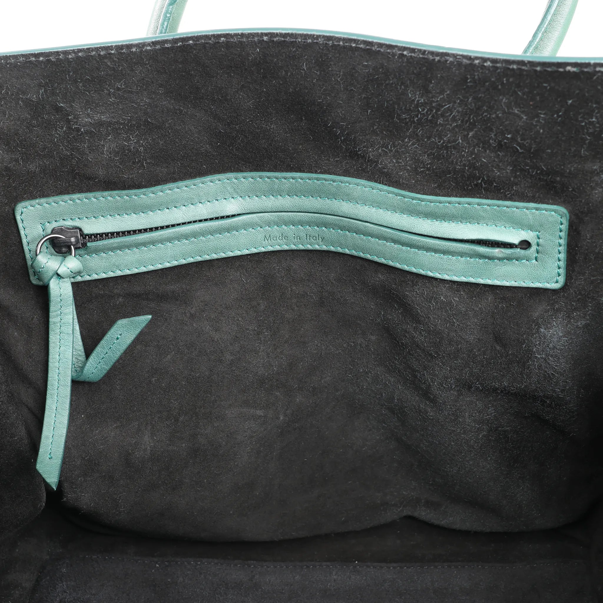 CELINE Luggage Phantom Small Leather Handbag in Green