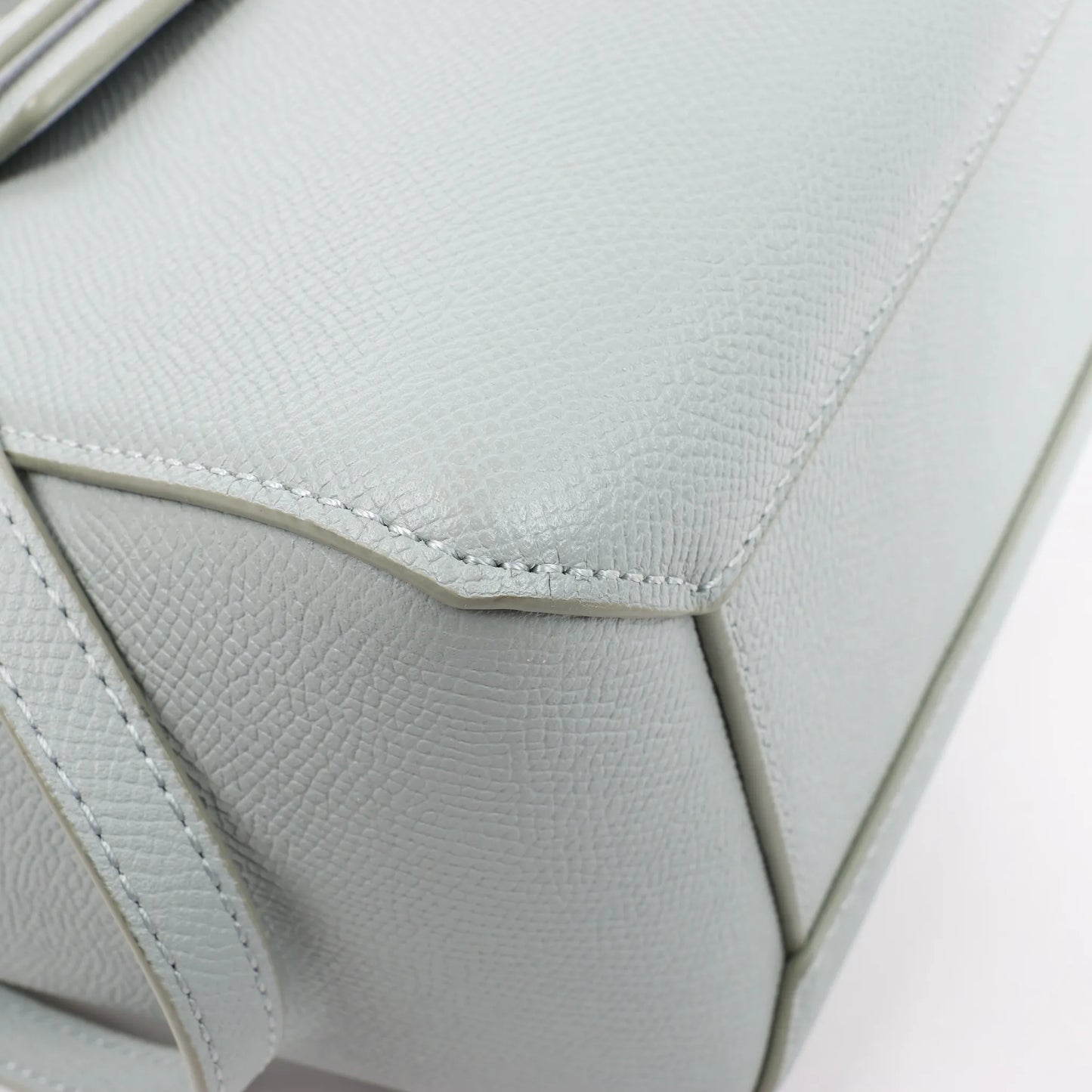 Sac ceinture CELINE en cuir grainé Nano 2 voies bleu