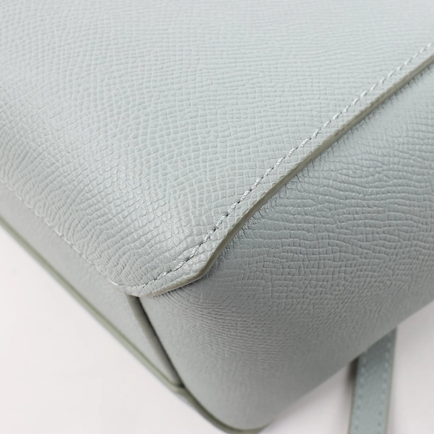 Sac ceinture CELINE en cuir grainé Nano 2 voies bleu