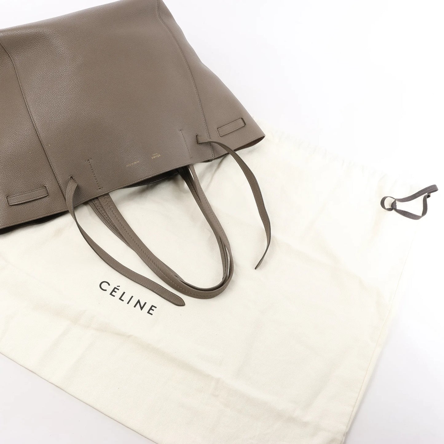 Petit sac à bandoulière en cuir Cabas Phantom de Céline, couleur taupe
