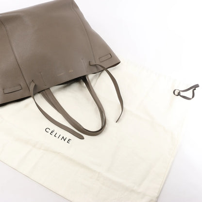 Petit sac à bandoulière en cuir Cabas Phantom de Céline, couleur taupe