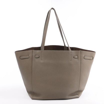 Petit sac à bandoulière en cuir Cabas Phantom de Céline, couleur taupe