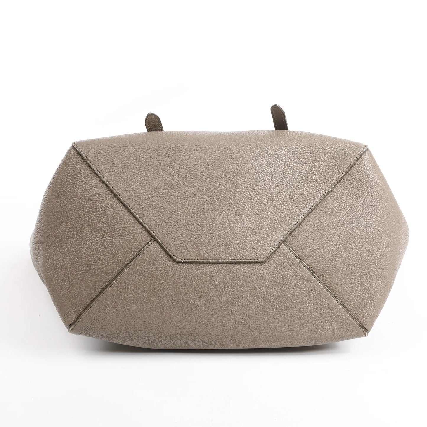 Petit sac à bandoulière en cuir Cabas Phantom de Céline, couleur taupe