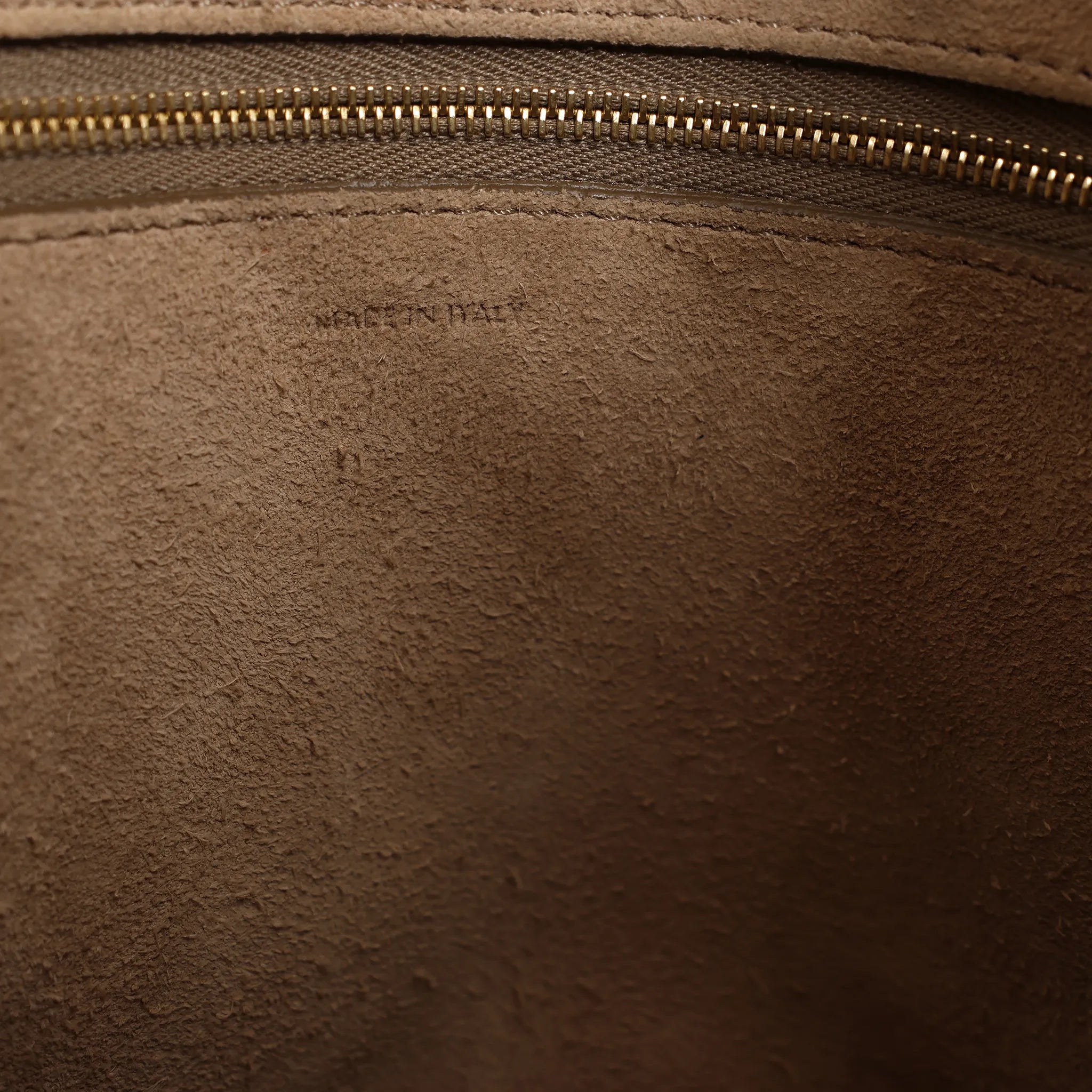 CELINE Seau Sangle Bucket Leather Shoulder Bag in Greige