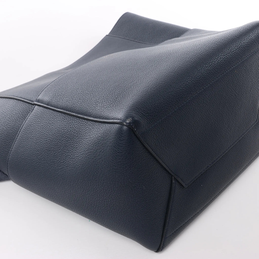 CELINE Seau Sangle Bucket Leather Shoulder Bag in Navy Blue