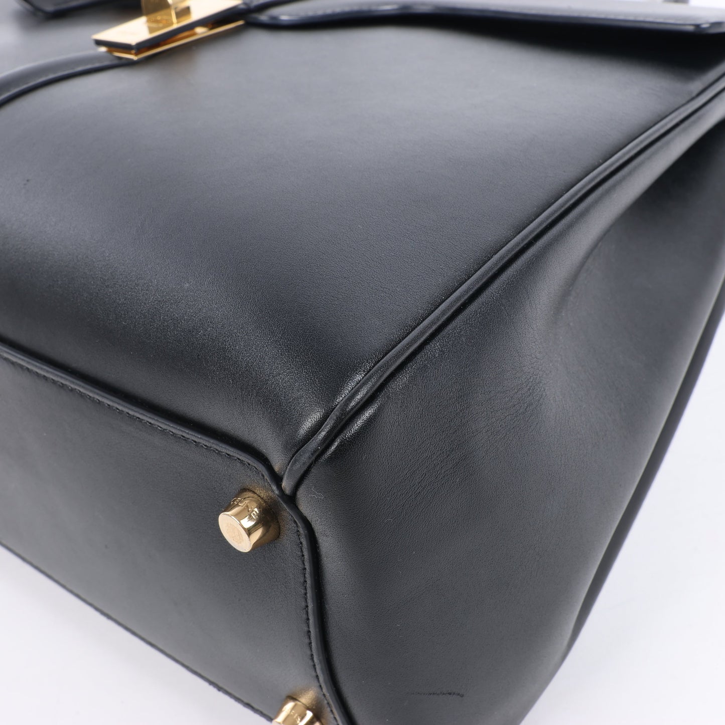 Celine Sac 16 Smooth Leather Medium 2Way Handbag in Black