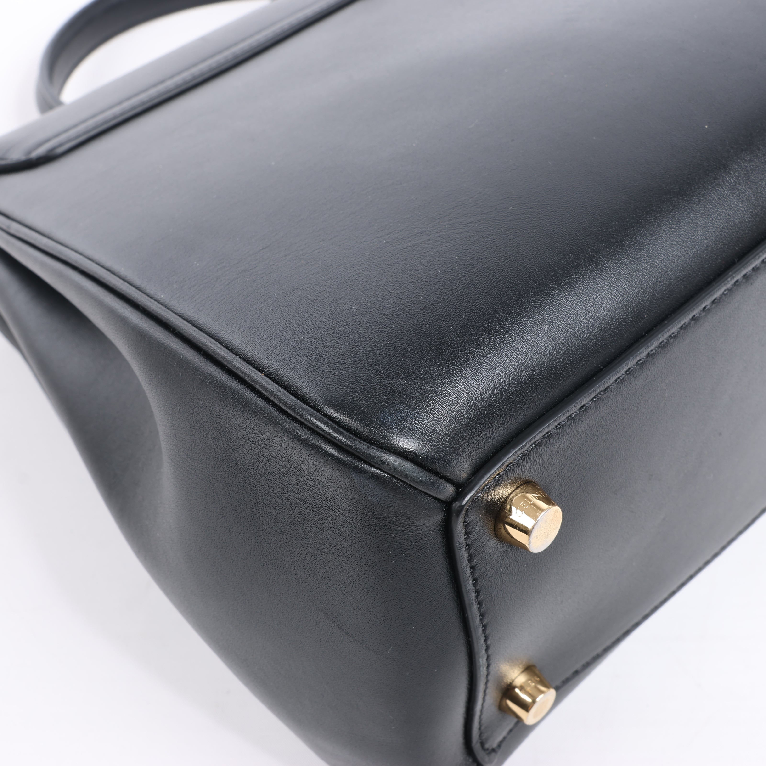 Celine Sac 16 Smooth Leather Medium 2Way Handbag in Black