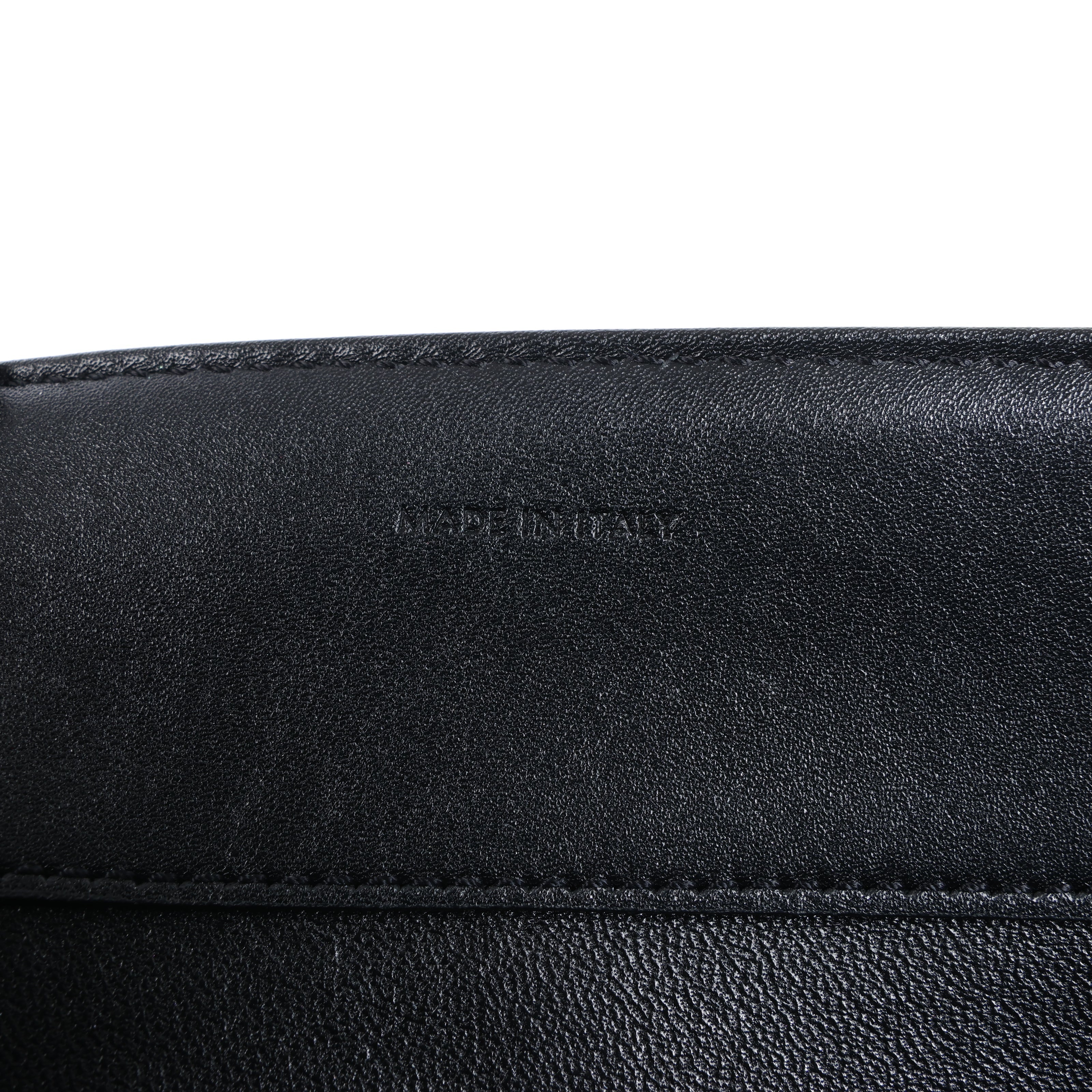 Celine Sac 16 Smooth Leather Medium 2Way Handbag in Black