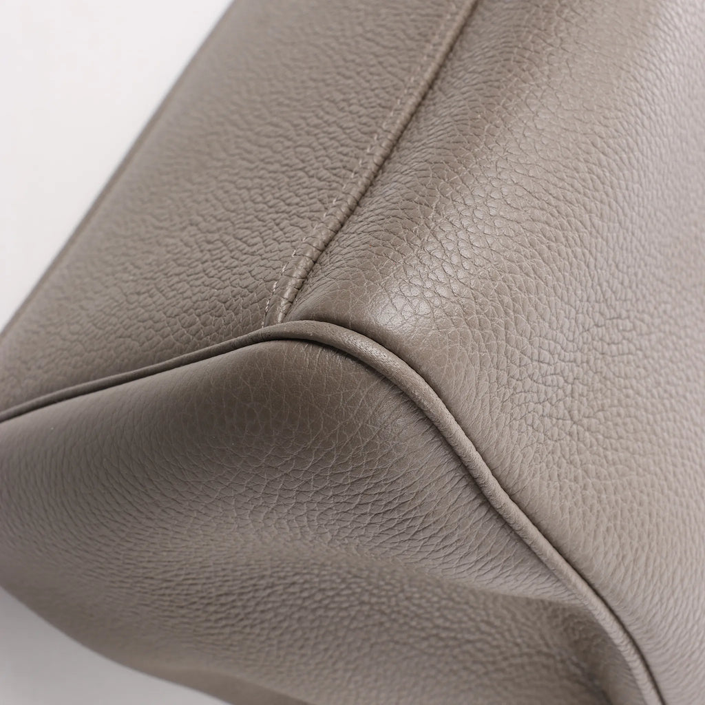 Celine Sac 16 Medium Grained Leather Shoulder Bag in Gray