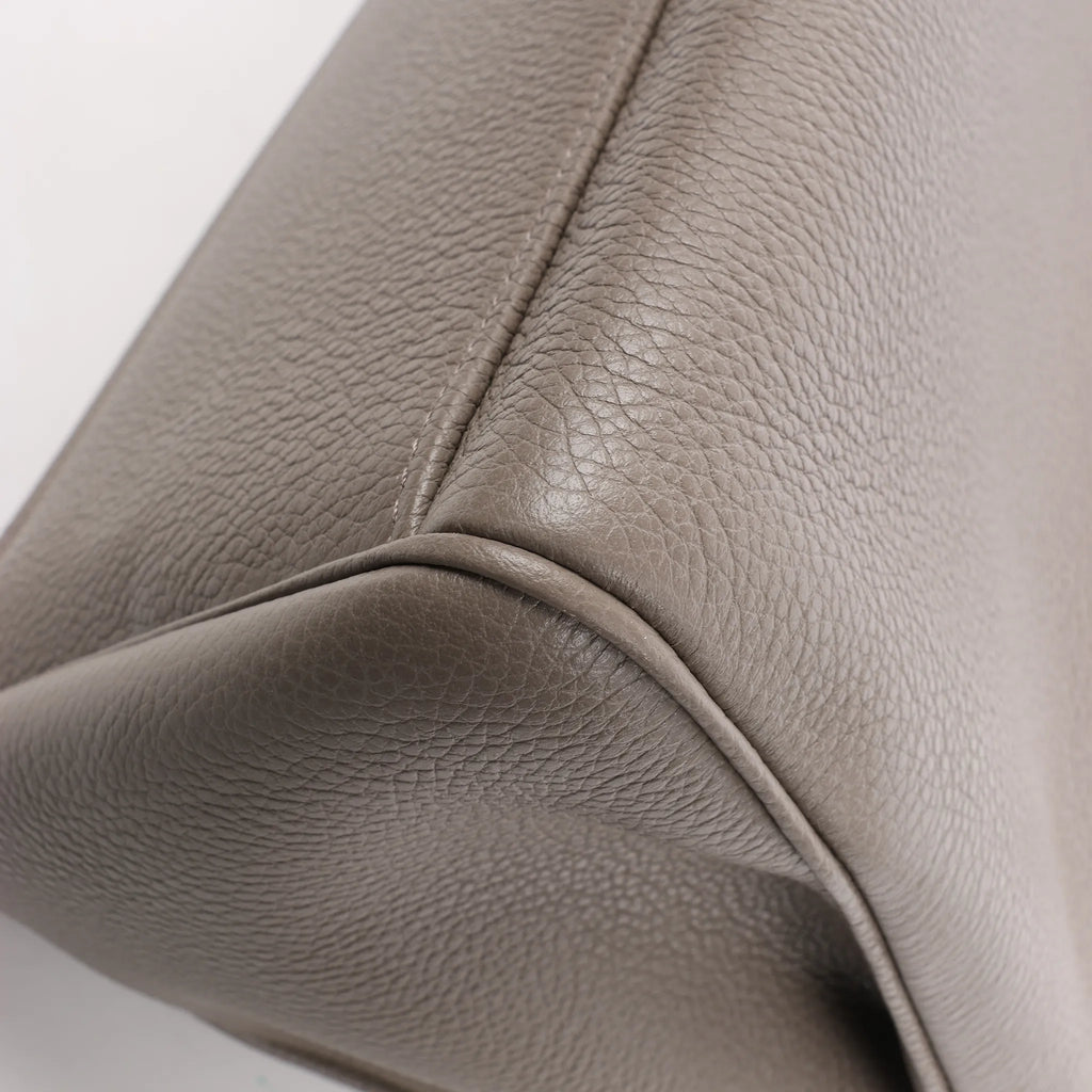 Celine Sac 16 Medium Grained Leather Shoulder Bag in Gray