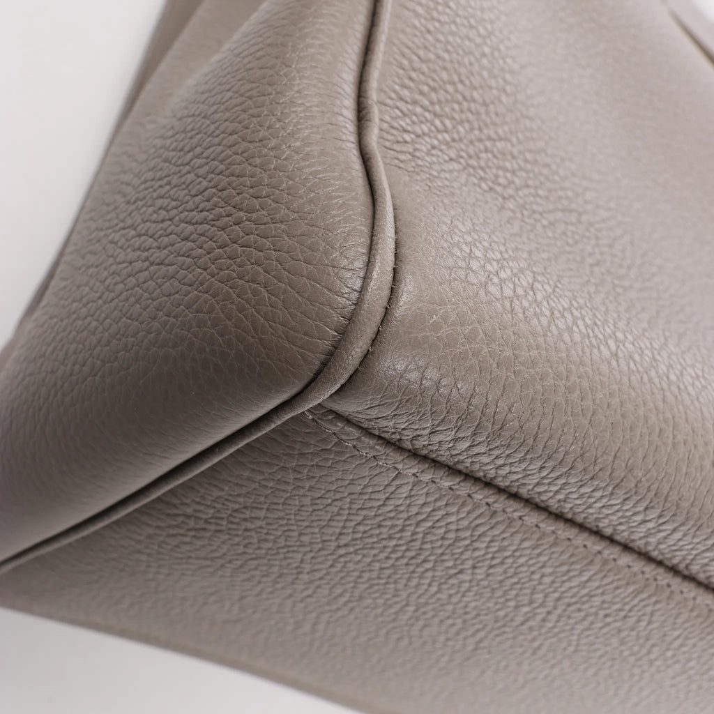 Celine Sac 16 Medium Grained Leather Shoulder Bag in Gray
