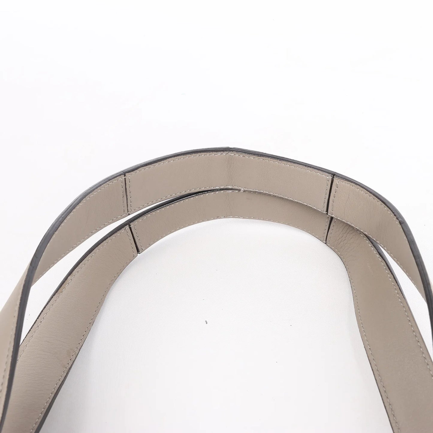 Sac à bandoulière en cuir à trois volets Celine en grège