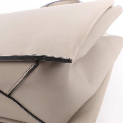 Sac à bandoulière en cuir à trois volets Celine en grège