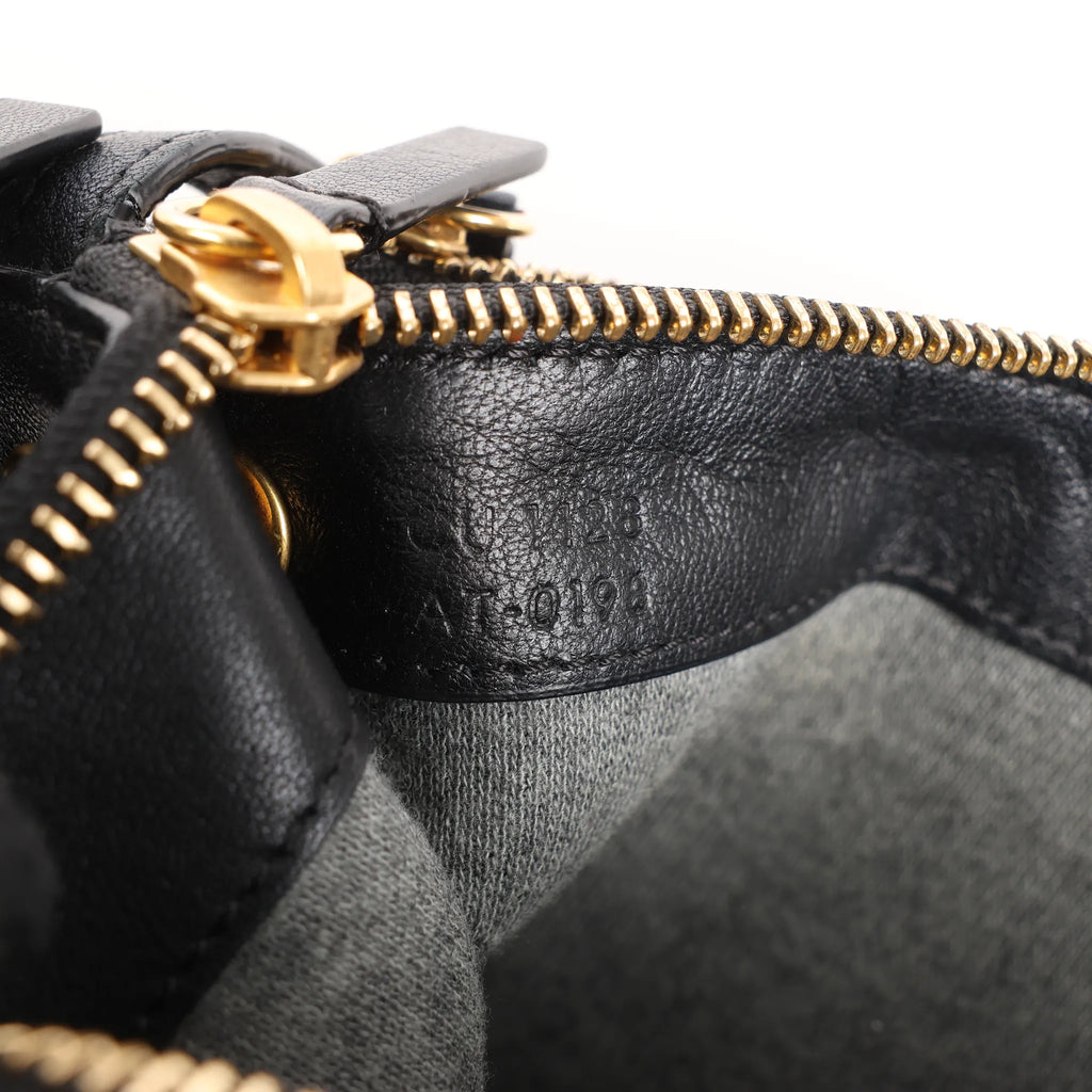Celine Trio Large Leather Crossbody bag in Black