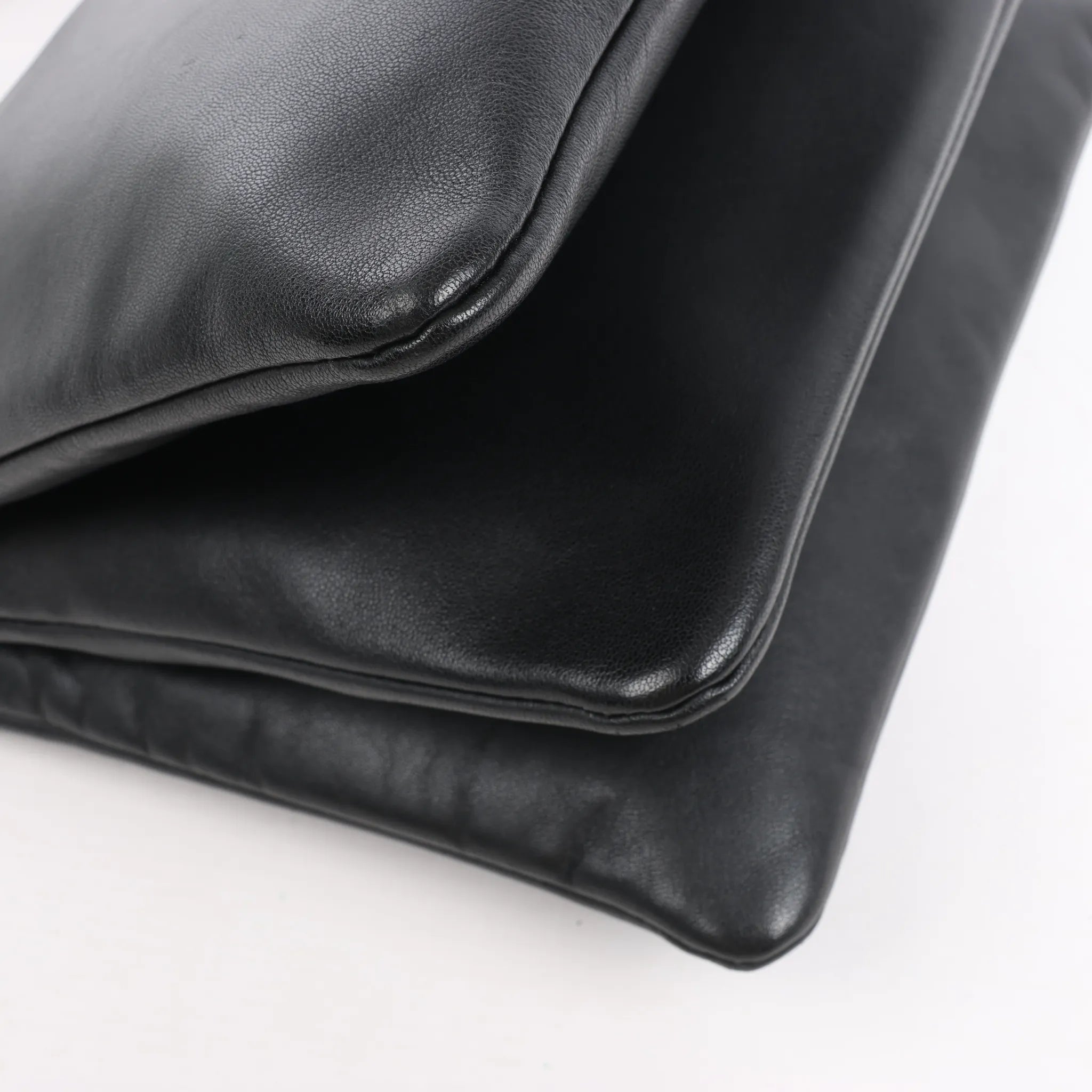 Celine Trio Large Leather Crossbody bag in Black