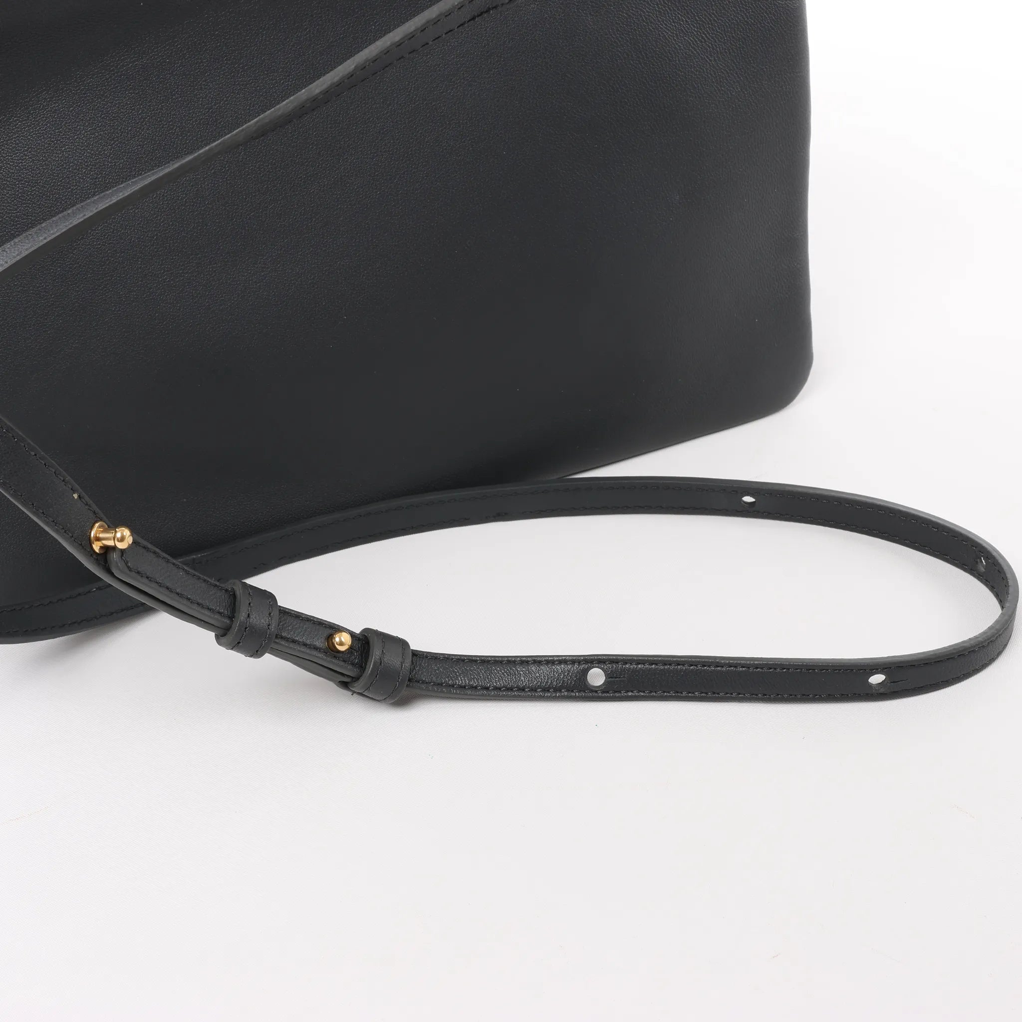 Celine Trio Large Leather Crossbody bag in Black