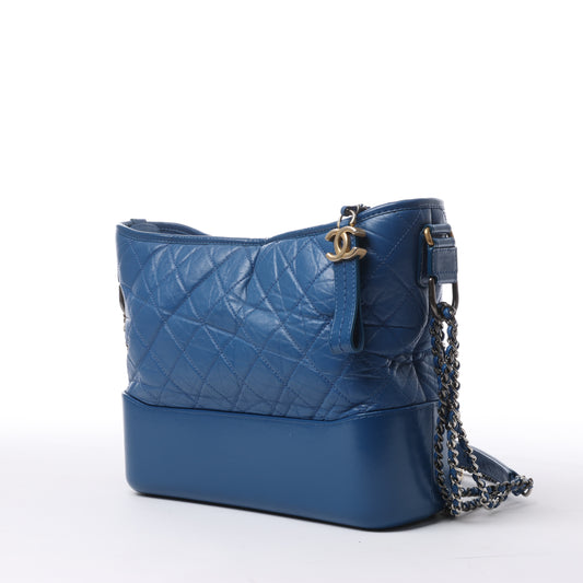 Sac à bandoulière Chanel Gabrielle Doo Chanel Vintage en cuir de veau avec chaîne et garnitures en métal bleu doré et argenté 27113839