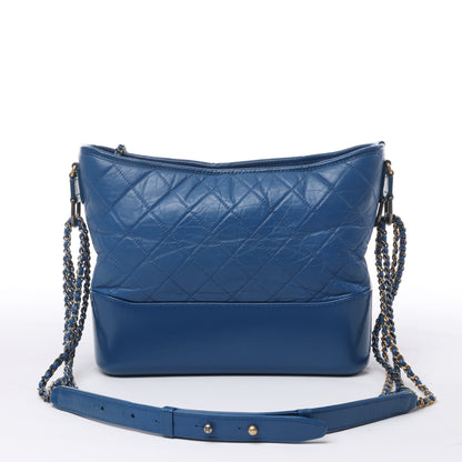 Sac à bandoulière Chanel Gabrielle Doo Chanel Vintage en cuir de veau avec chaîne et garnitures en métal bleu doré et argenté 27113839