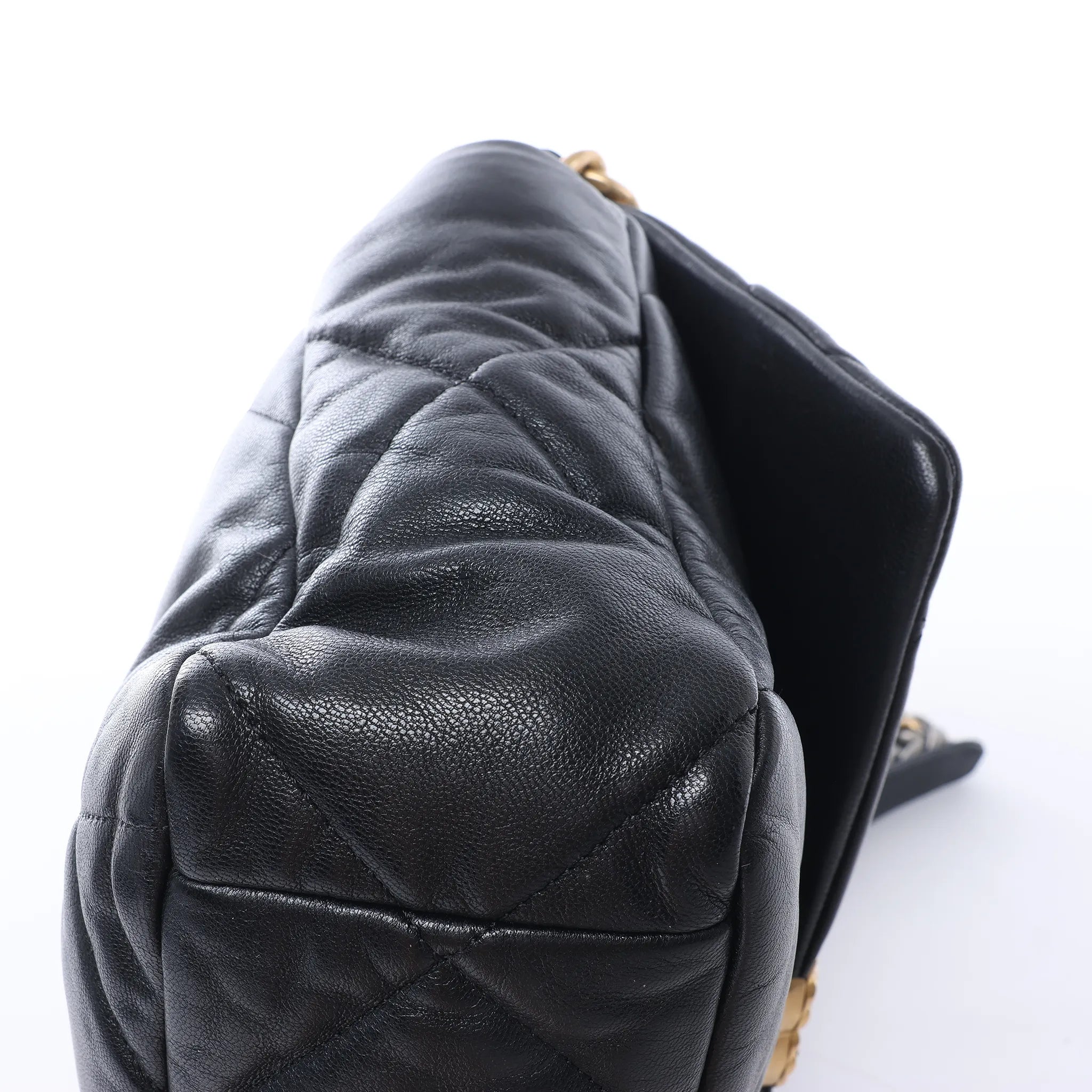 Chanel Chanel 19 Large Leather Chain Shoulder Bag in Black 30157954