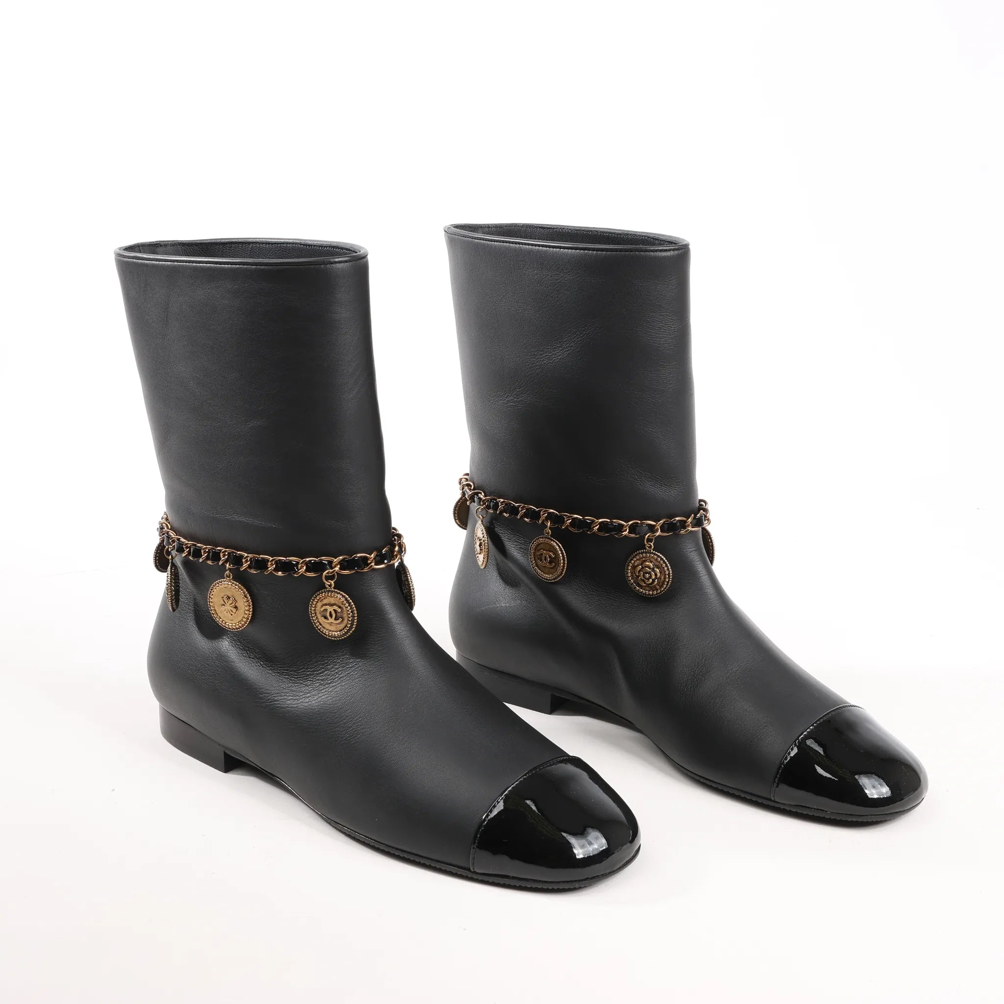 Chanel Coco Mark Camelia 17A Leather Ankle Boots in Black G32929, Size 36 EU