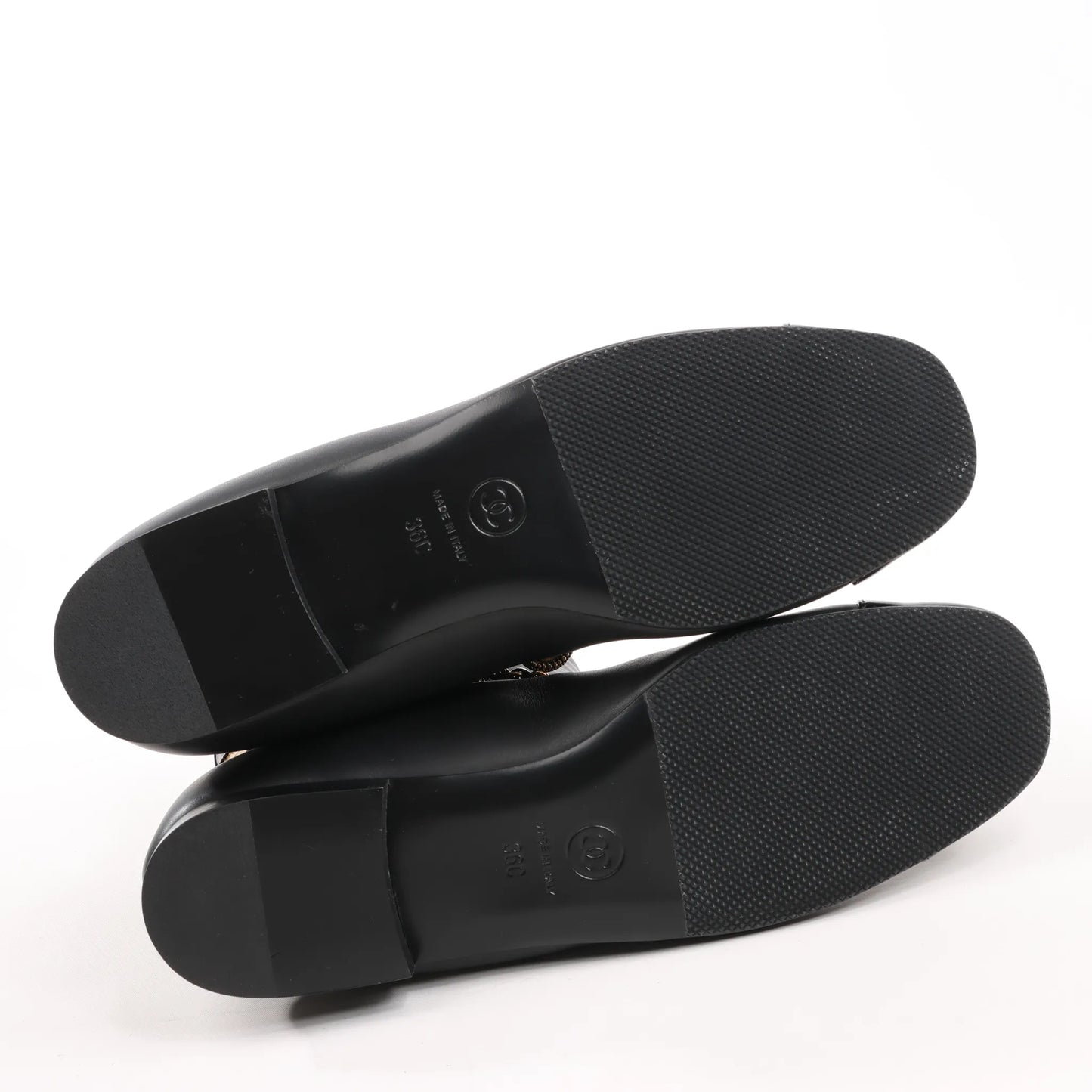 Chanel Coco Mark Camelia 17A Leather Ankle Boots in Black G32929, Size 36 EU