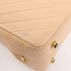 Chanel Chevron Leather Shoulder bag in Beige 1881694