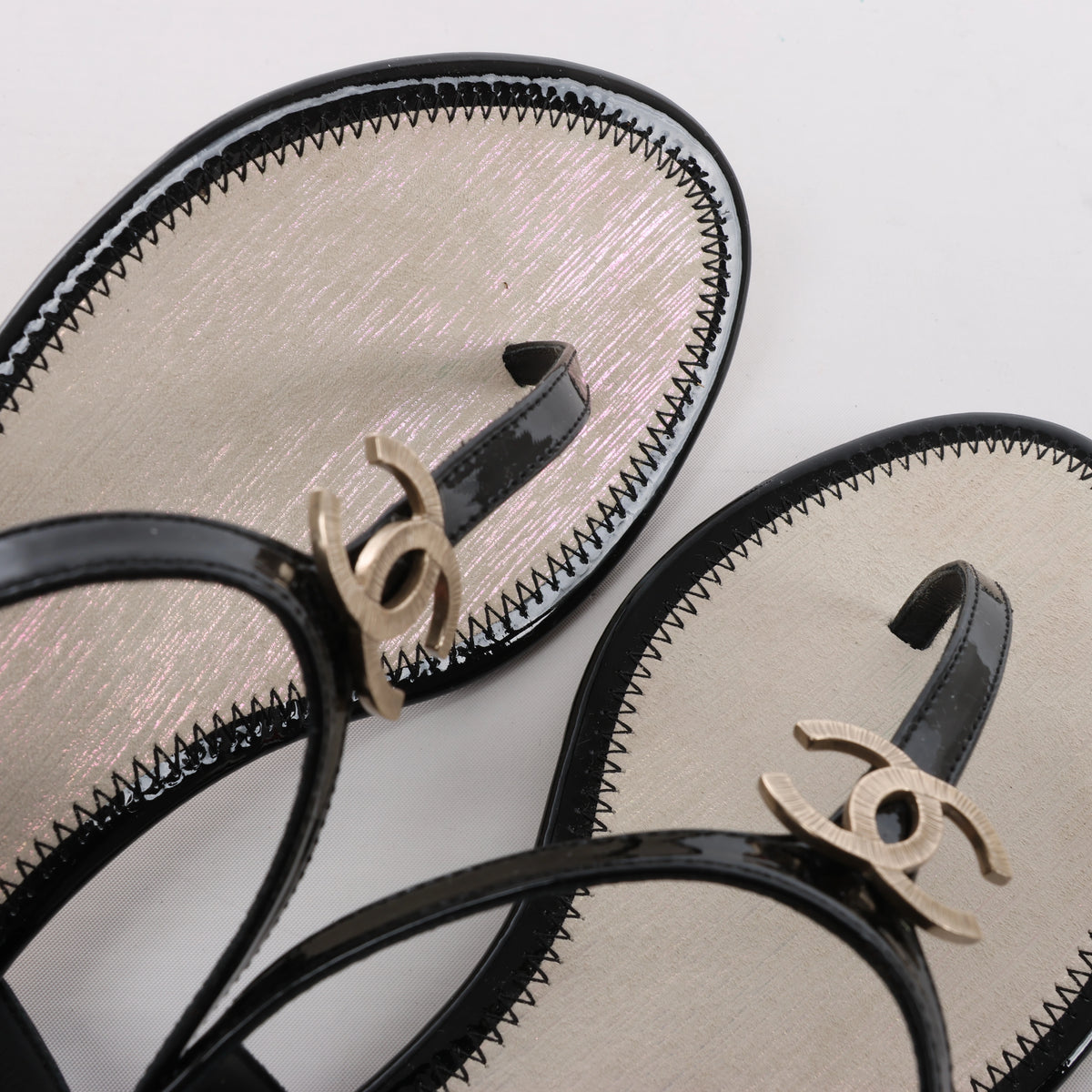 Sandalias de piel Coco Mark de CHANEL en color negro, talla 38 EU