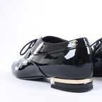 Sandalias tipo mule de piel con cadena Coco Mark de CHANEL en gris G35387, talla 40.5 EU