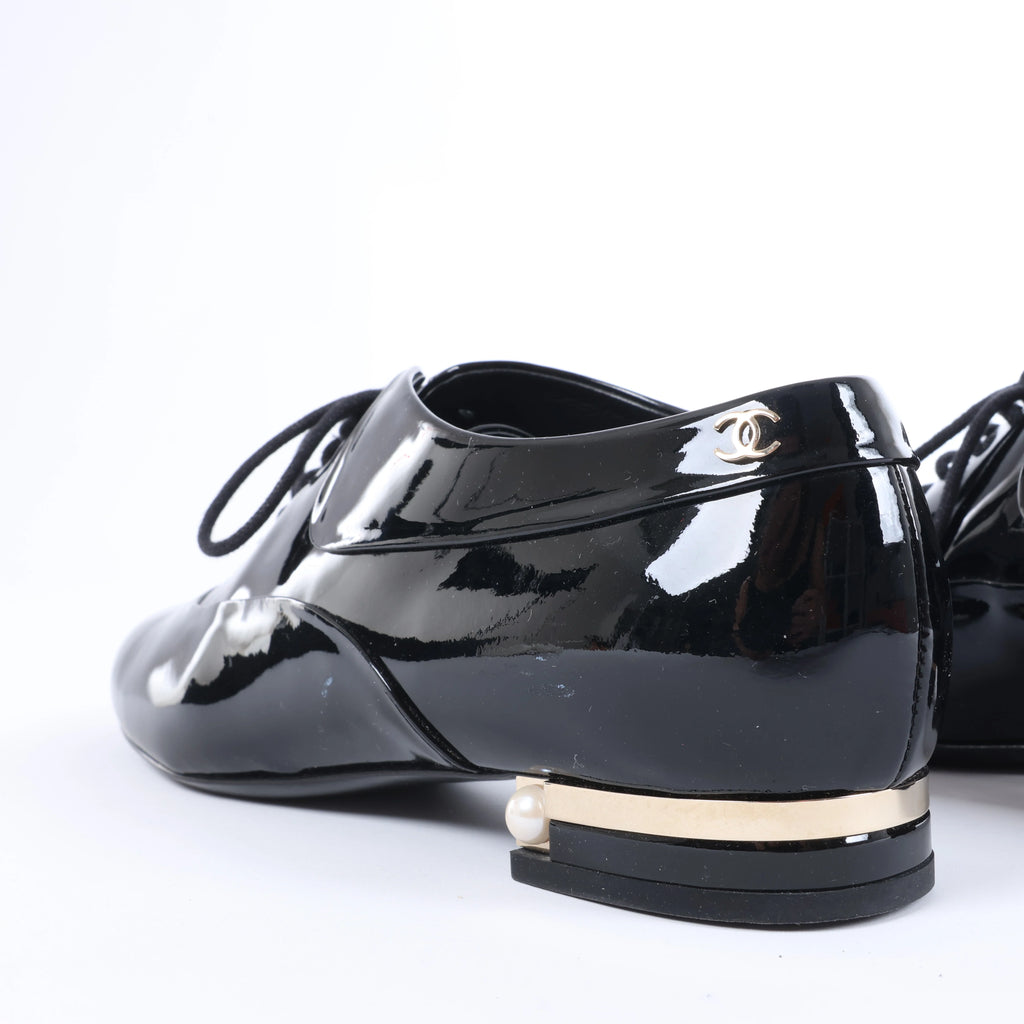 Chanel Coco Mark 15A Patent Leather Leather shoes EU 37 Ladies' Black G31078