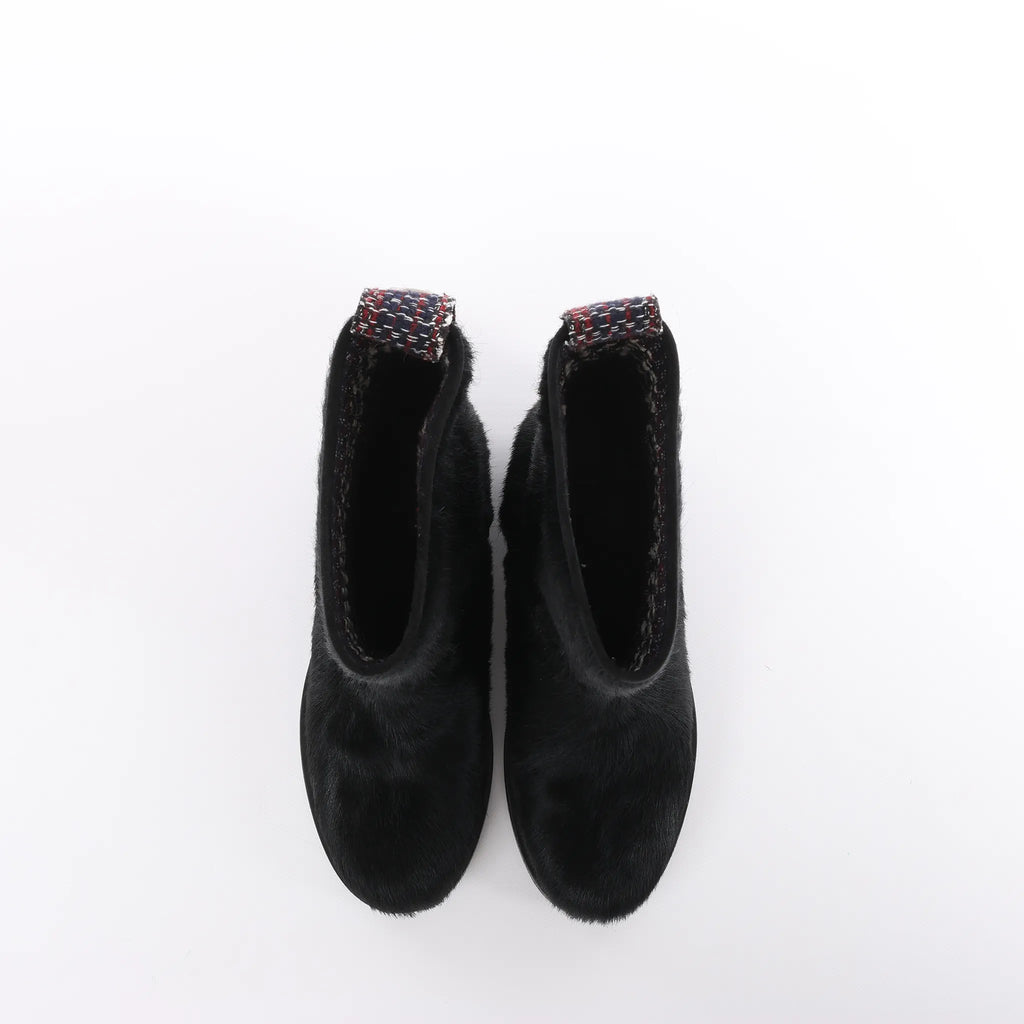 Chanel Coco Mark Cowhide Ankle Boots in Black G30120, Size 39C EU