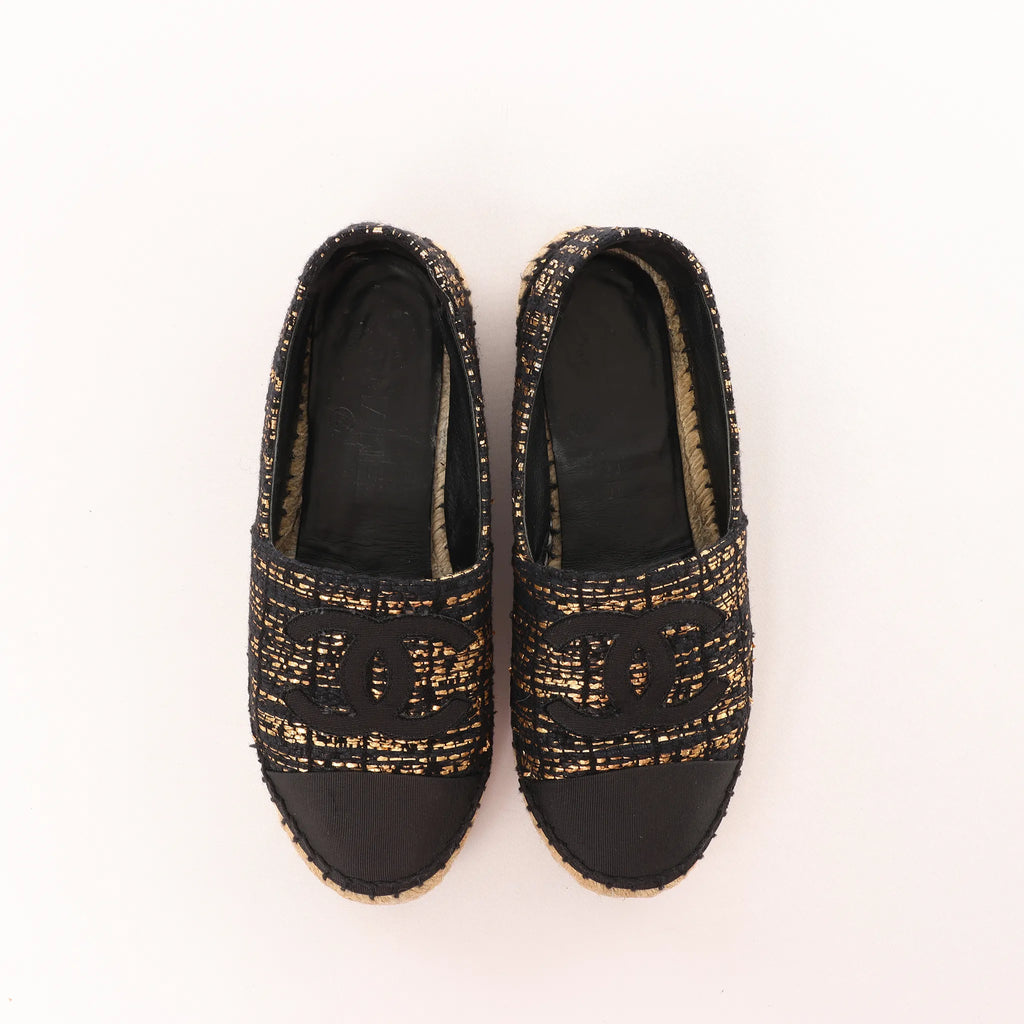 Chanel Metallic Tweed Grosgrain CC Espadrilles in Black x Gold G29762, Size 37 EU