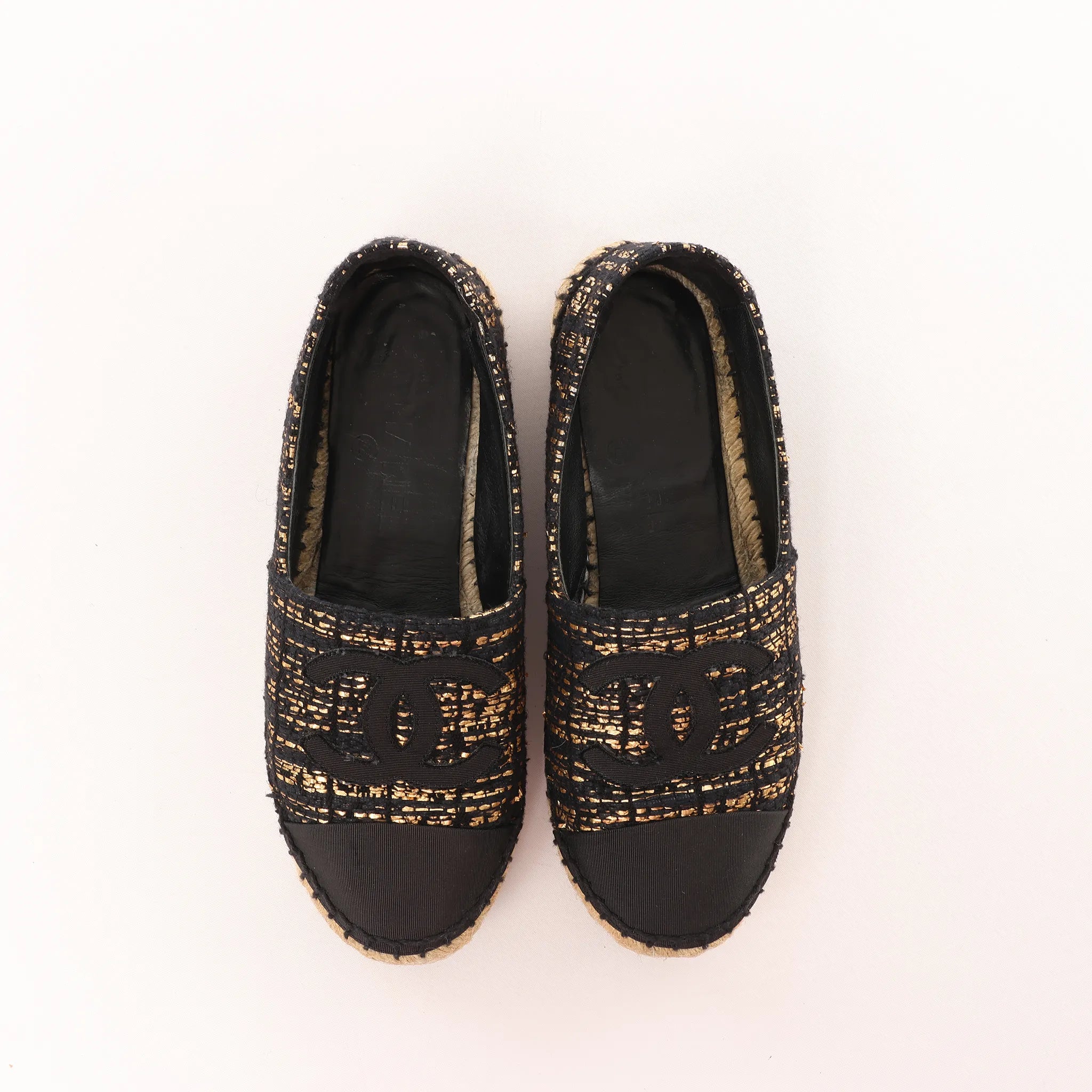 Chanel Metallic Tweed Grosgrain CC Espadrilles in Black x Gold G29762, Size 37 EU
