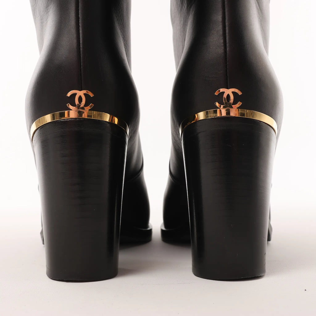 Chanel Coco Mark Leather Boots in Black x Gold G28737, Size 37C EU