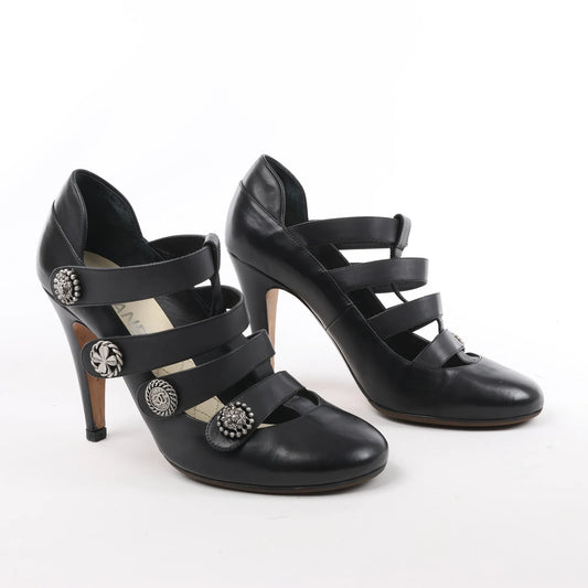 Chanel Coco Mark Lion Clover Buttons Leather Pumps in Black, Size 38 EU