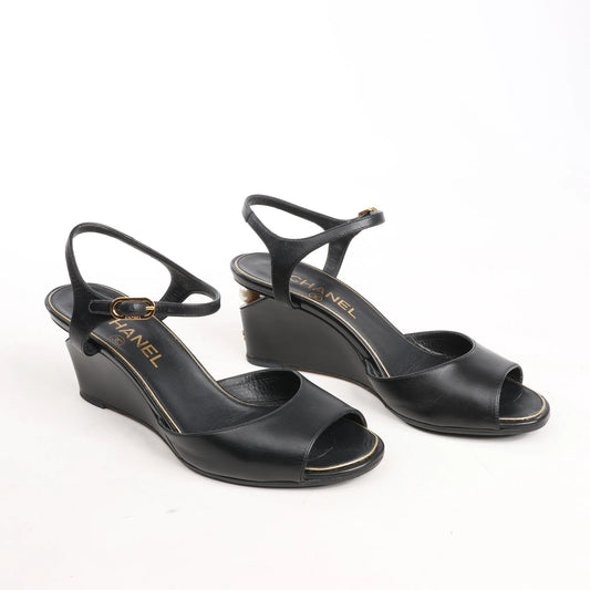 CHANEL Coco Mark Leather Sandals in Black, Size 38 EU