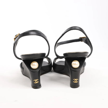 CHANEL Coco Mark Leather Sandals in Black, Size 38 EU
