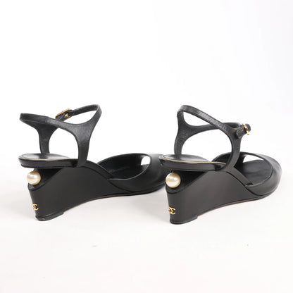 CHANEL Coco Mark Leather Sandals in Black, Size 38 EU