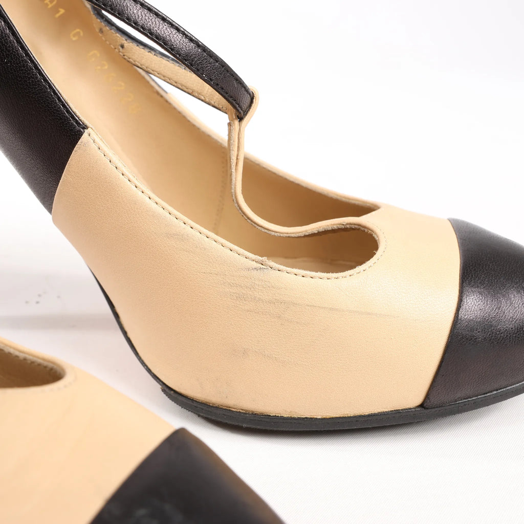 Chanel Coco Mark Leather Heels Beige x Black G26228, Size 40 EU