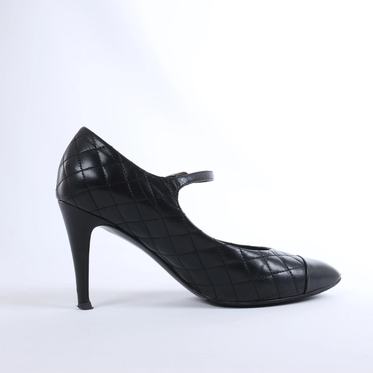 Chanel Coco Mark Matelassé Pumps 36.5C G30981