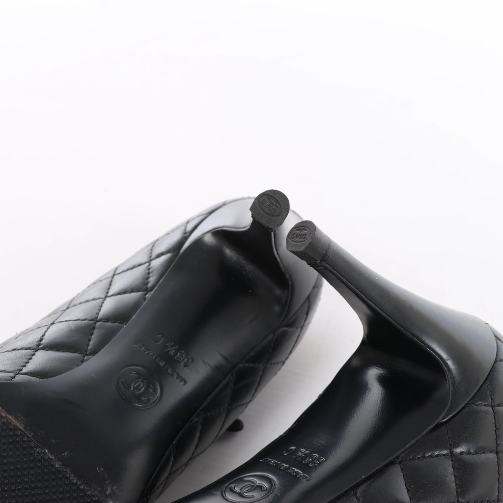 Chanel Coco Mark Matelassé Pump Heels in Black G30981, Size EU 36.5 C