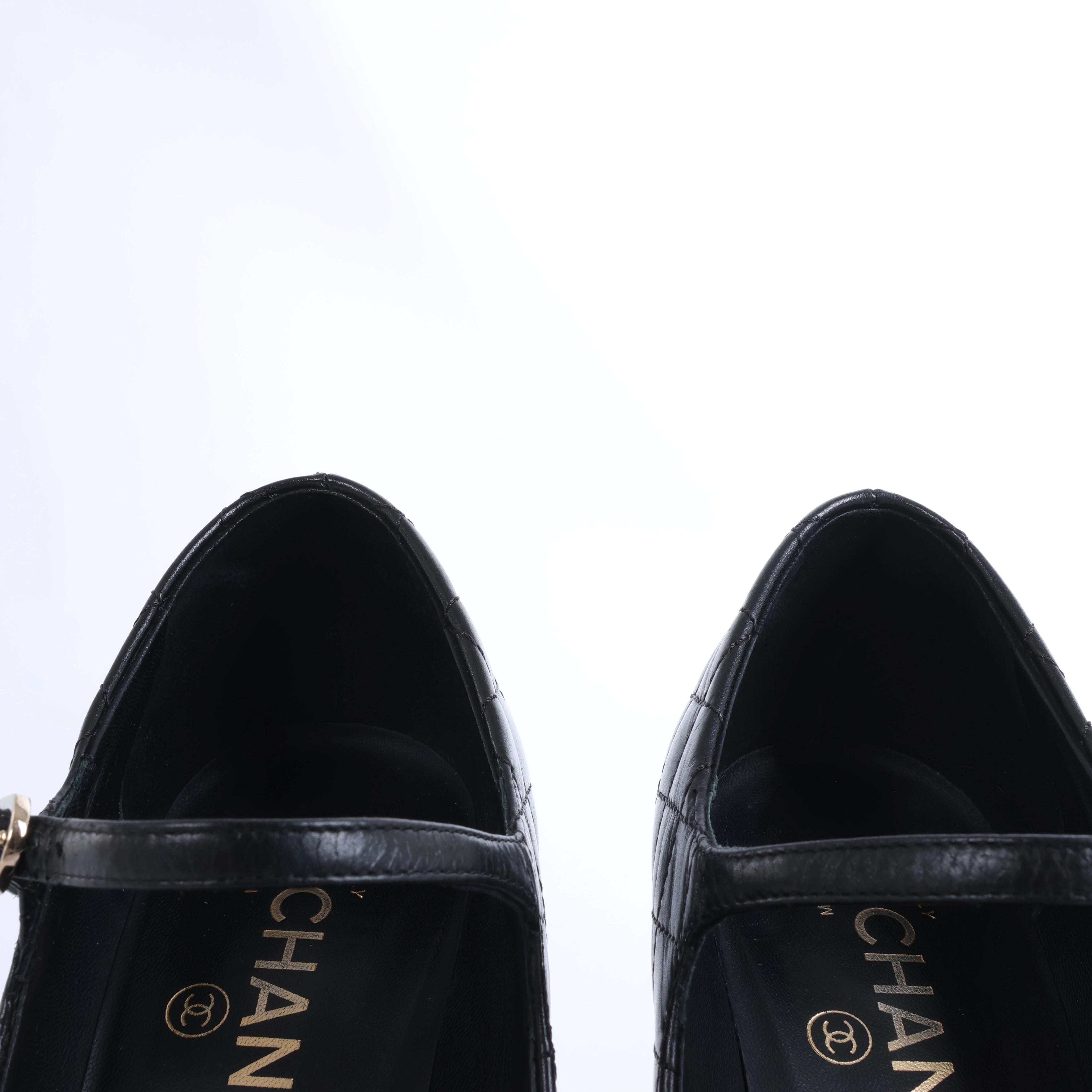 Sandalias de piel Coco Mark de CHANEL en color negro, talla 38 EU