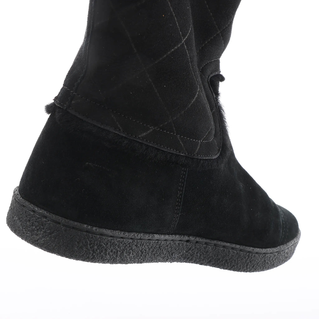 Chanel Coco Mark Matelasse Suede 2WAY Fur Mouton Boots in Black IG26557, Size 38 EU