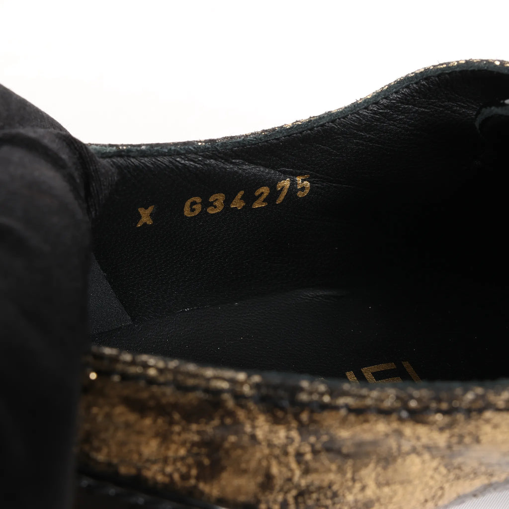 Chanel Coco Mark Patent Leather Loafers in Black x Gold G34275, Size 37 EU