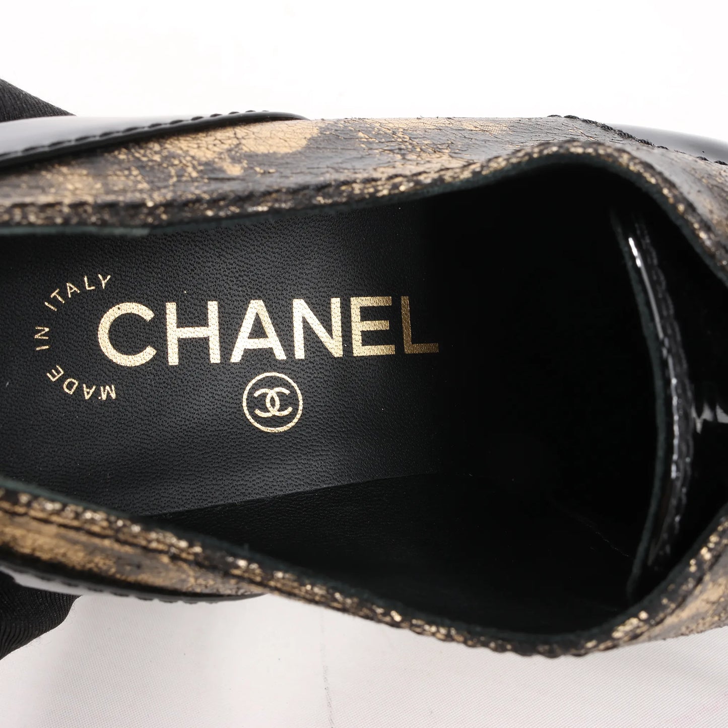 Chanel Coco Mark Patent Leather Loafers in Black x Gold G34275, Size 37 EU
