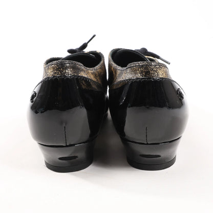 Chanel Coco Mark Patent Leather Loafers in Black x Gold G34275, Size 37 EU