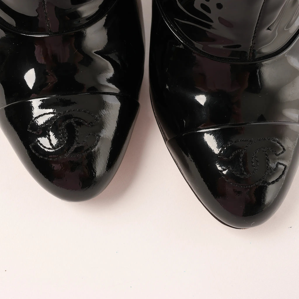 Chanel Coco Mark Patent Leather Ankle Boots in Black G31562, Size 37 C EU