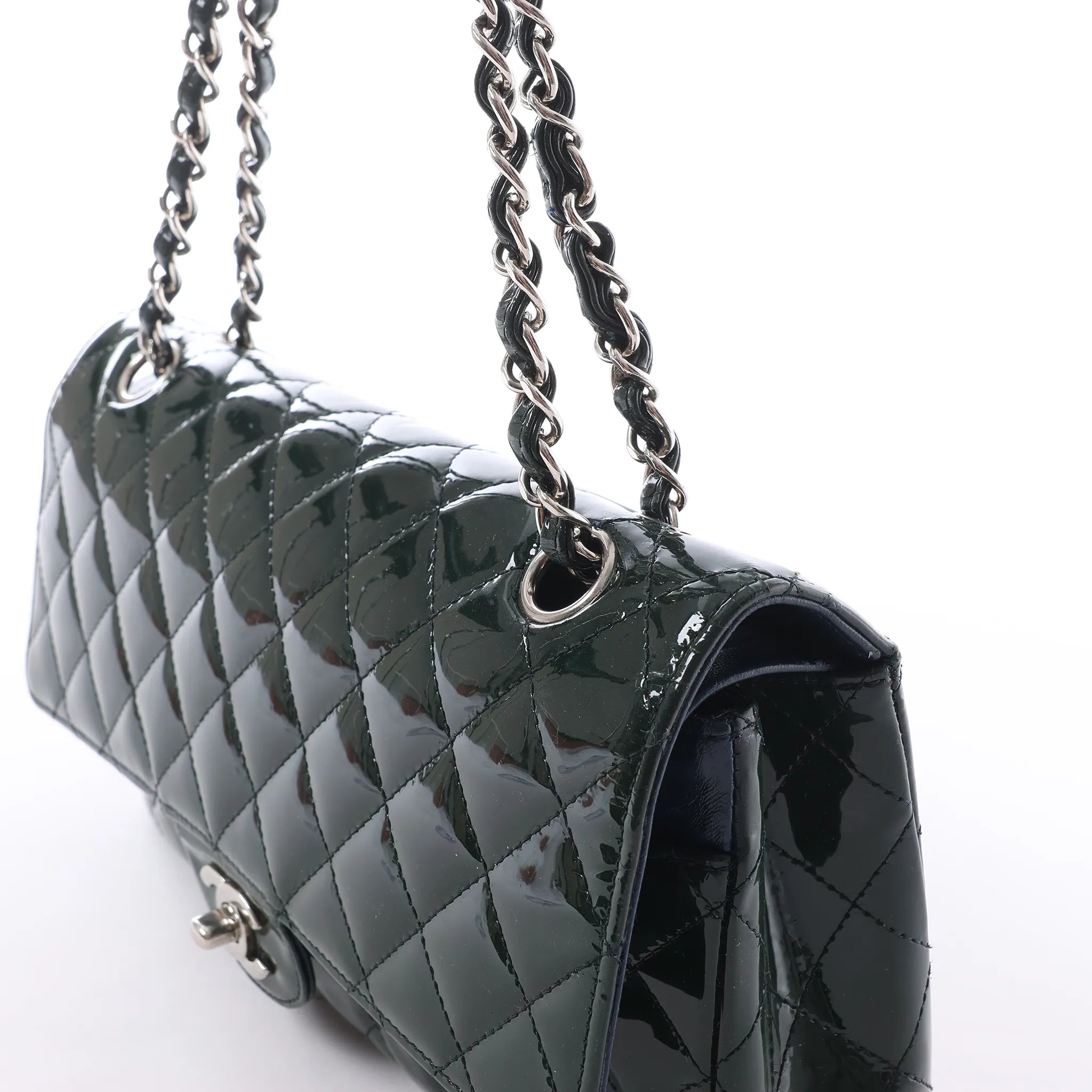 Chanel Classic Matelasse 25 Patent Leather Double Flap Double Chain Shoulder Bag in Green A01112